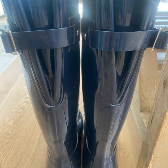 Tall Hunter Rain Boots - Picture 3 of 4